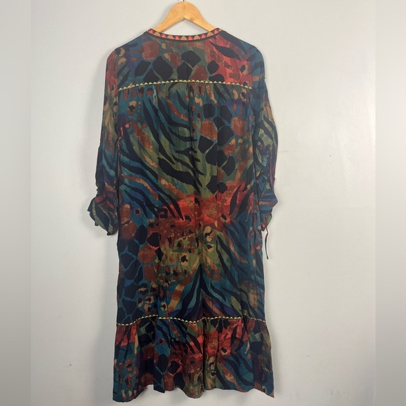 John Mark Woven Animal/Leaf Print Embroidered VNeck 3/4 Sleeve Button Front Midi - Picture 9 of 9